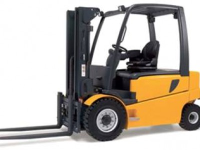 norme-uni-carrelli-industriali-semoventi-aggiornata-la-norma-uni-iso-62922020